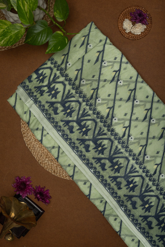 Banani : Green Jamdani Saree with Floral diagonal patterns