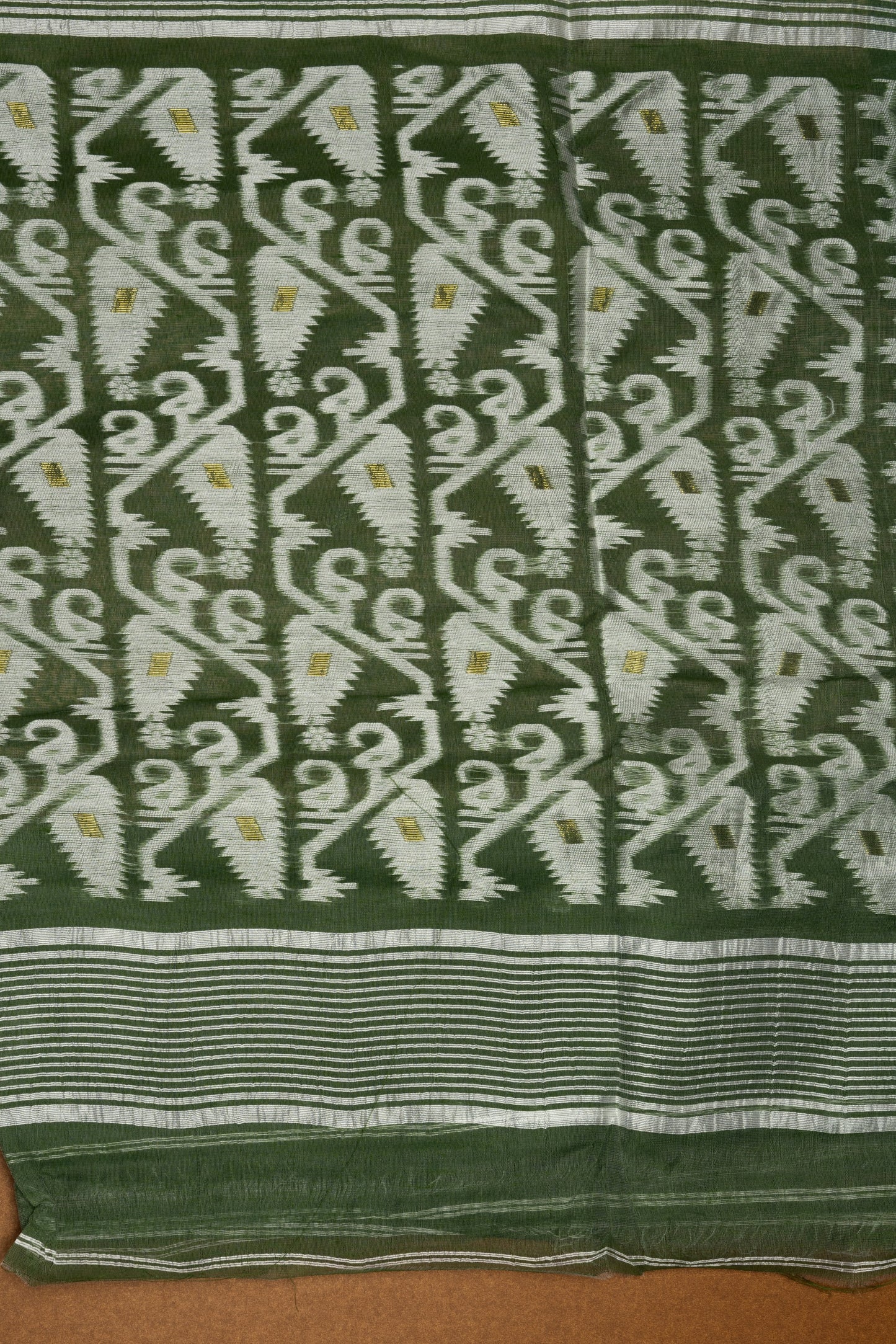 TAN175