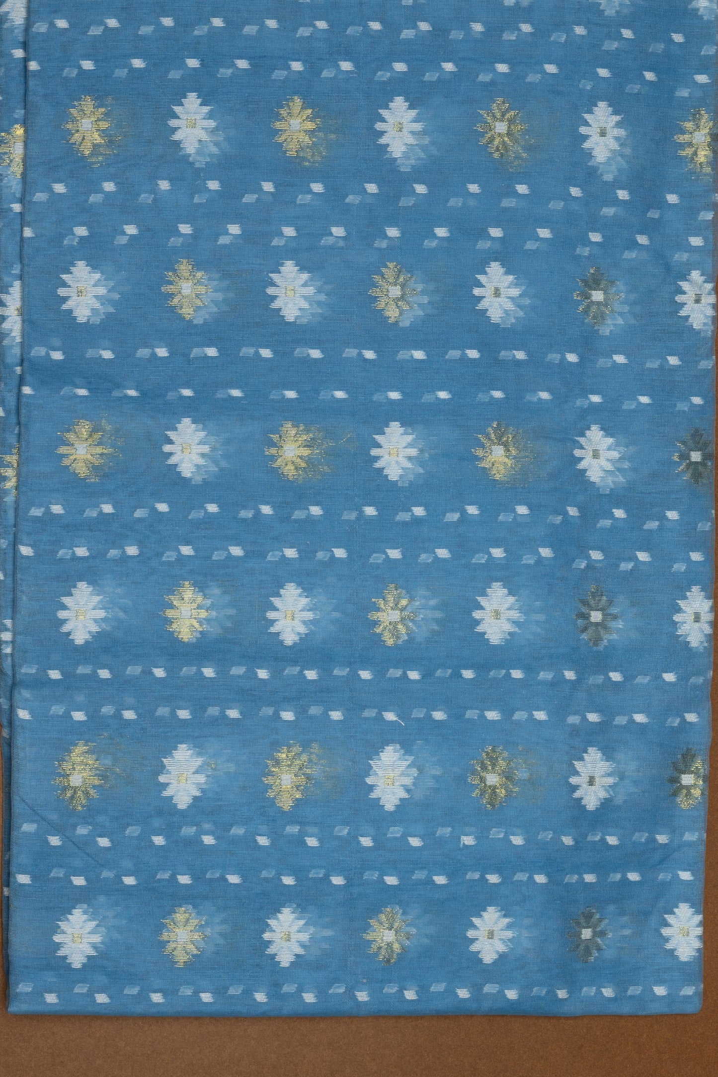 TAN184