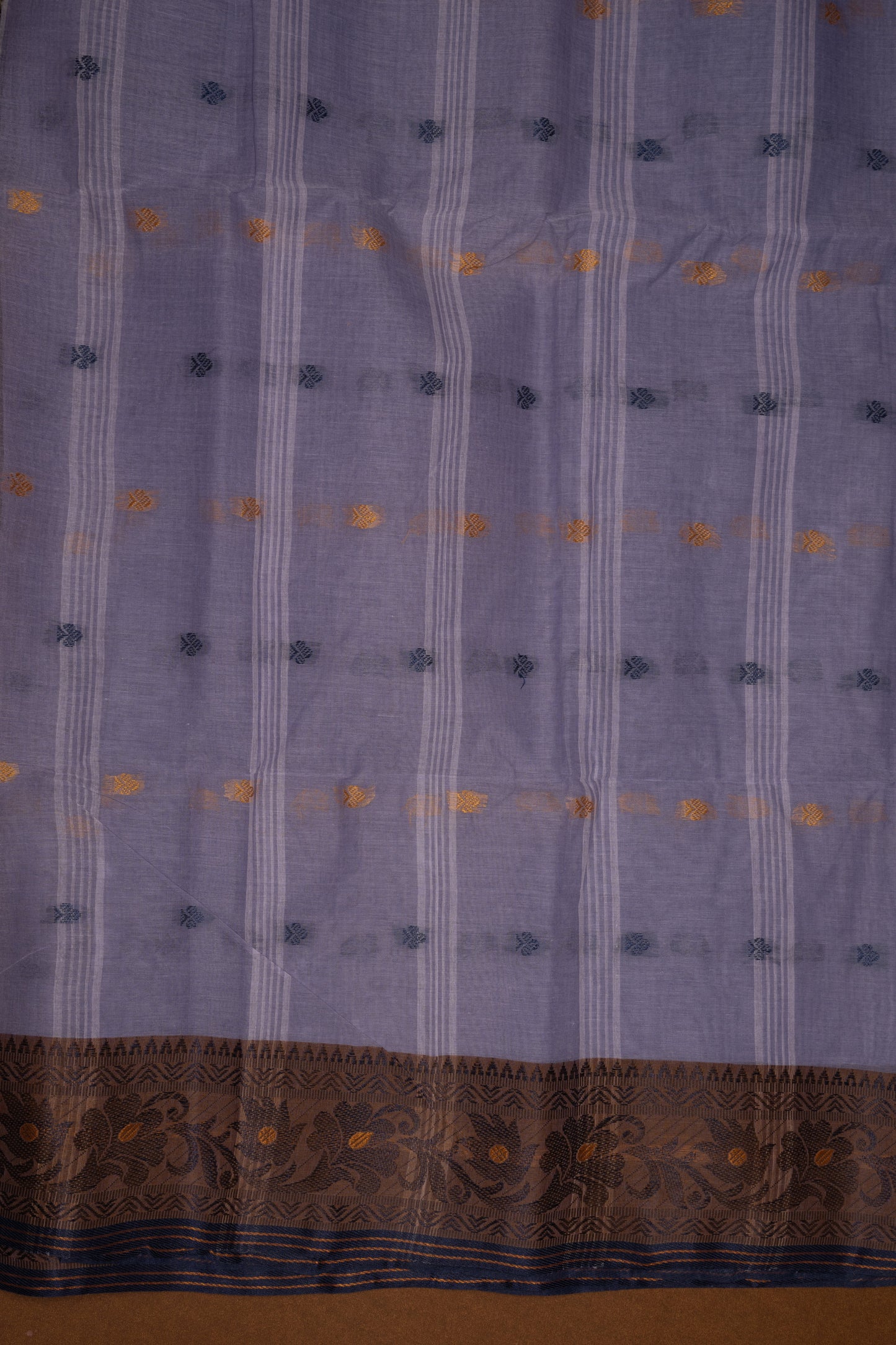 TAN096