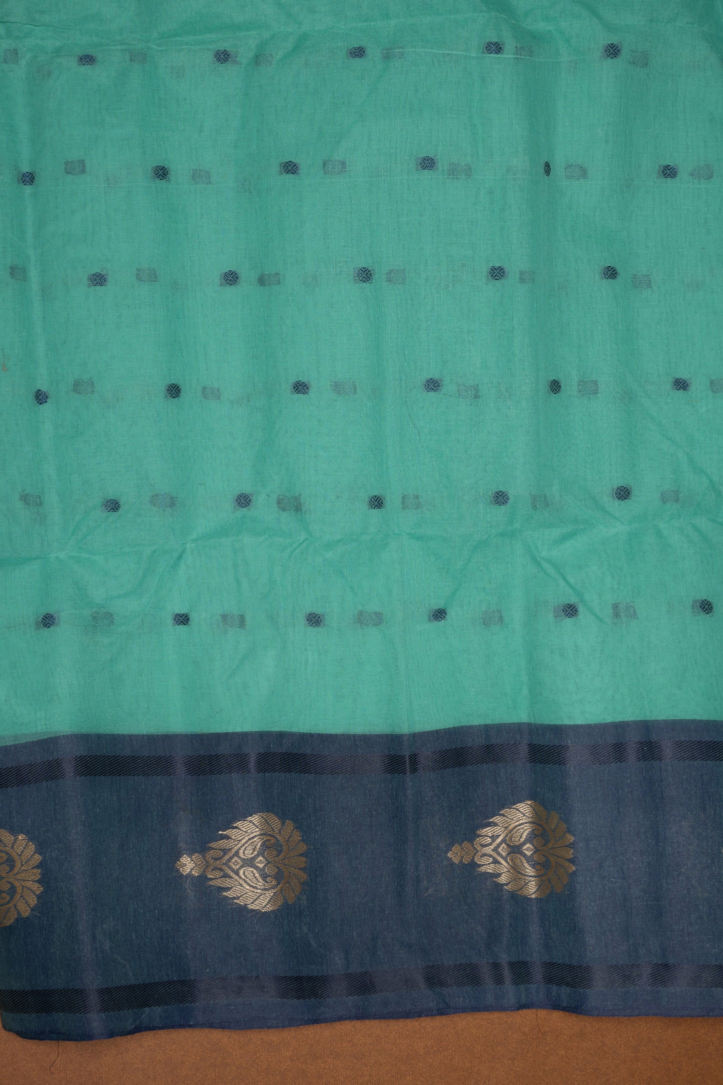 TAN105