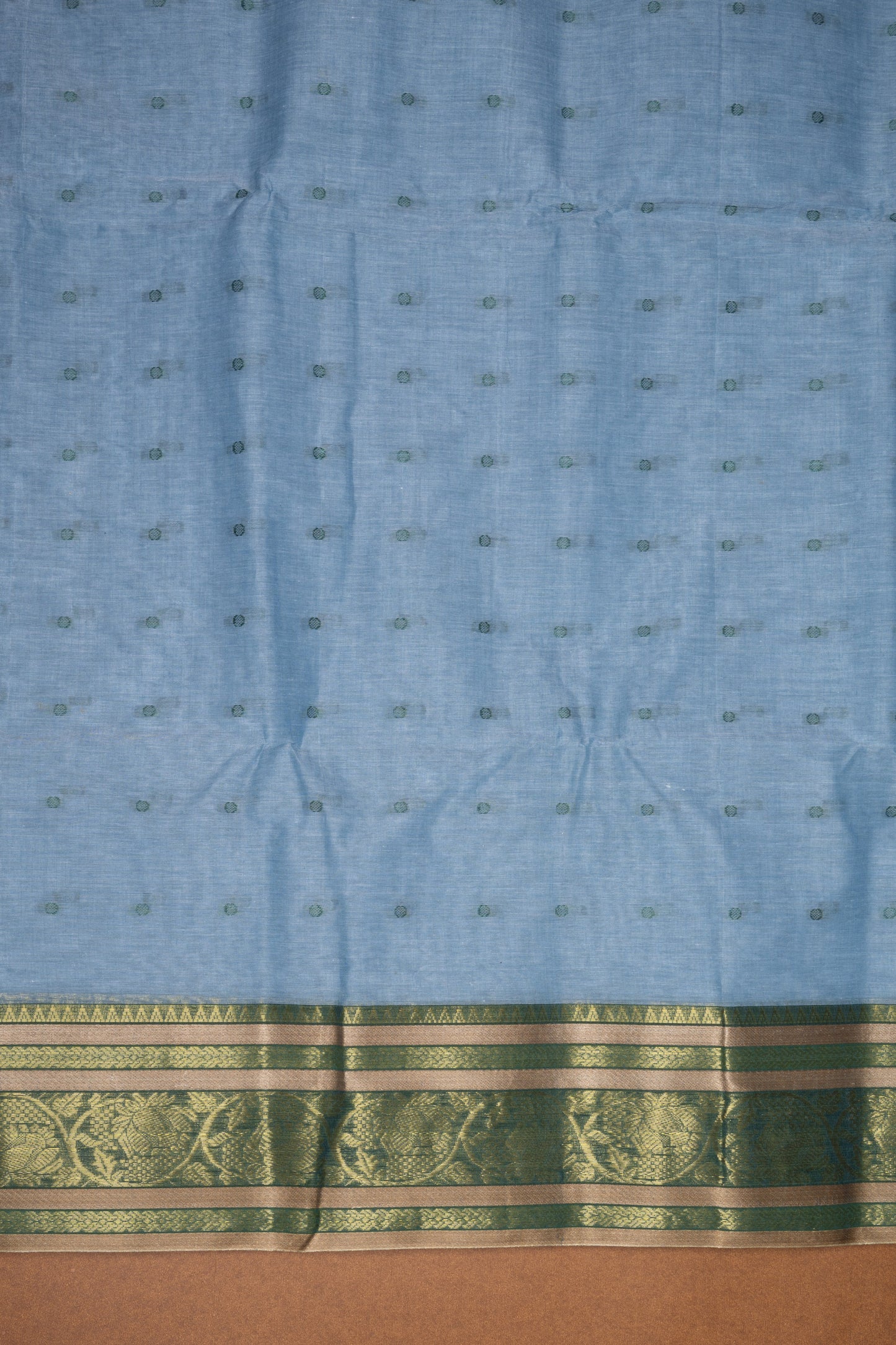 TAN147