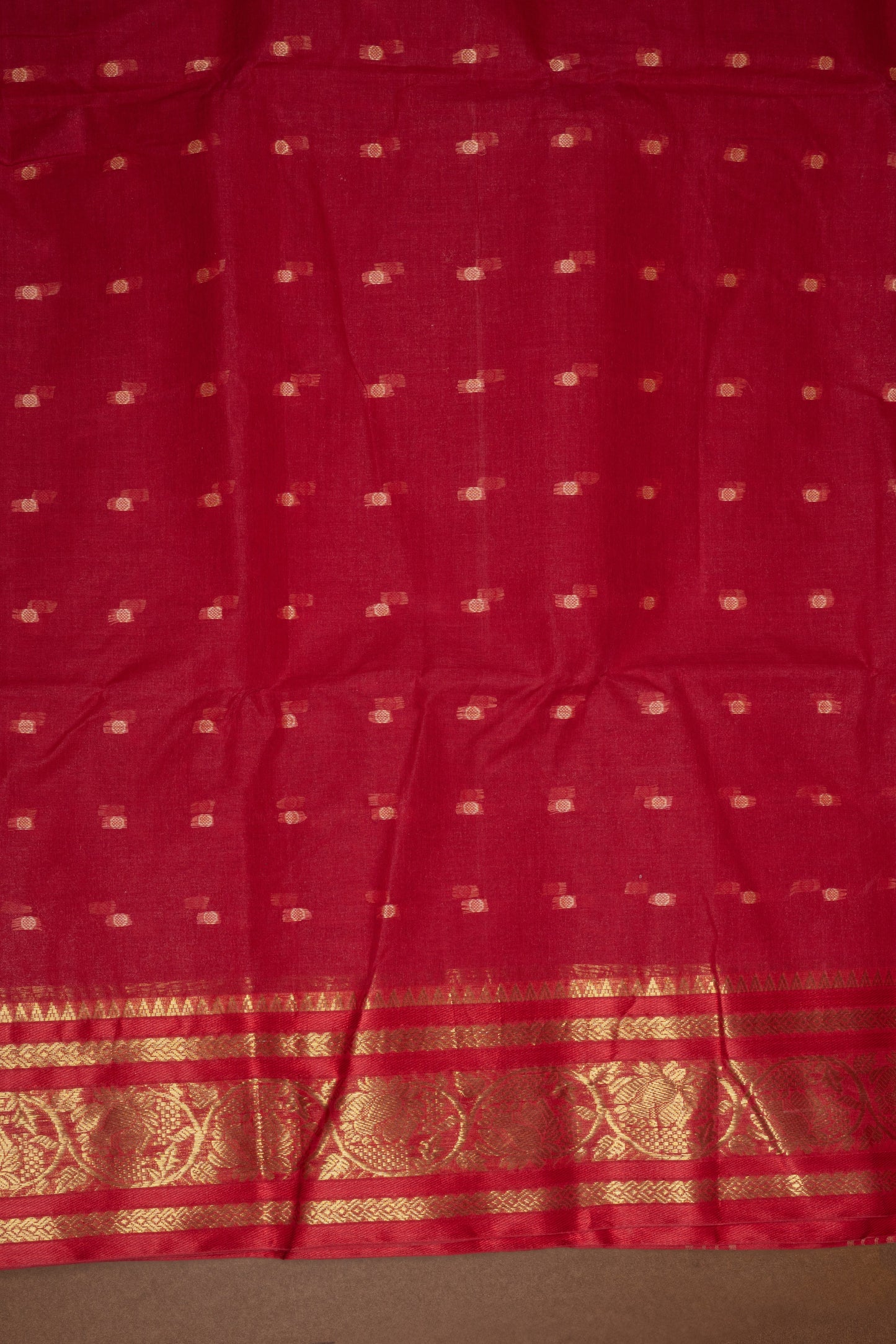 TAN157