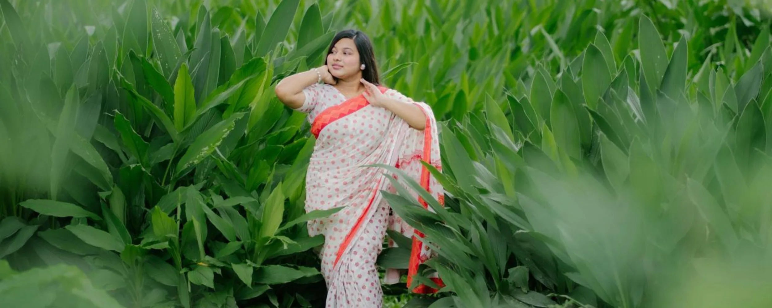 Dhakai Sareebanner