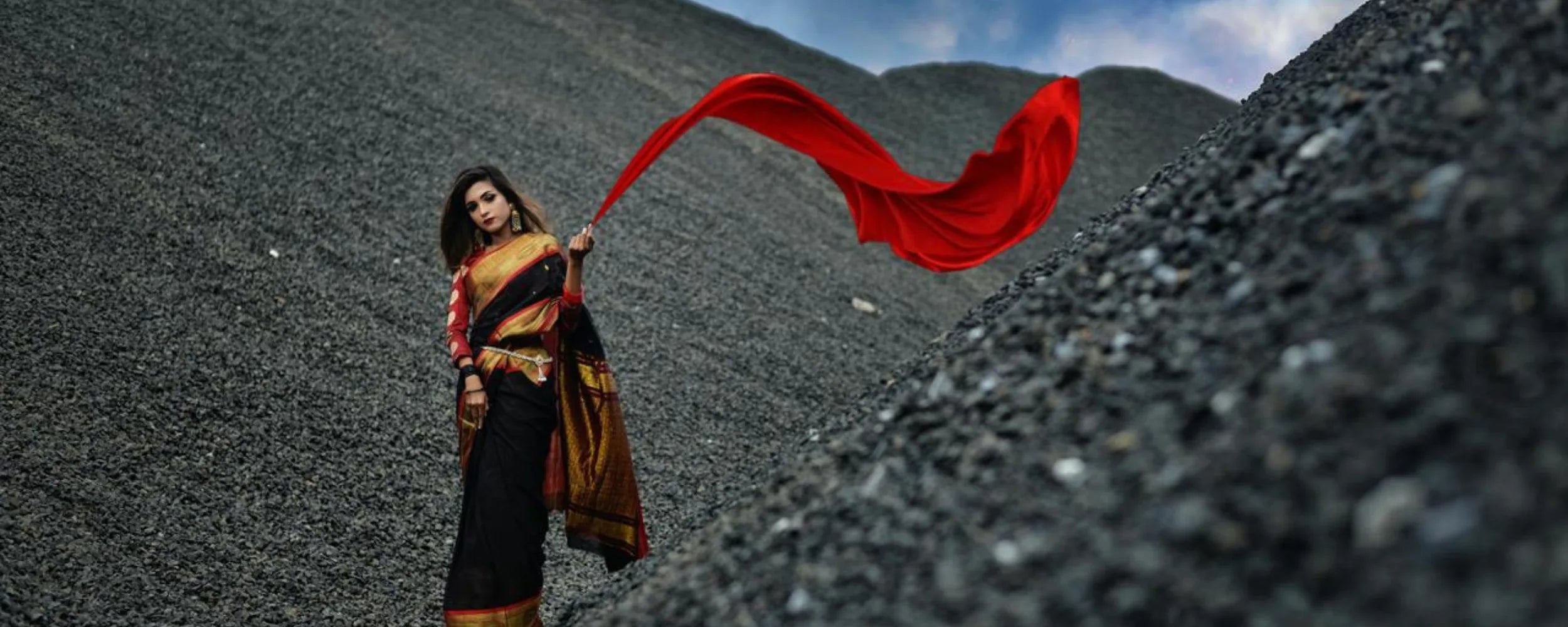 Taant (Zari)banner